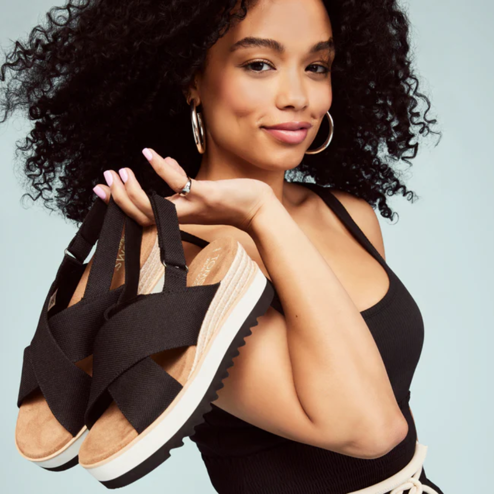 Toms Diana Crossover Black Canvas