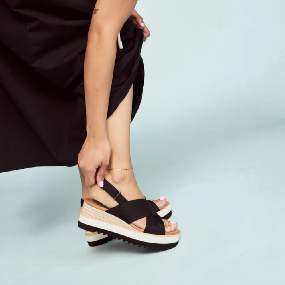 Toms Diana Crossover Black Canvas