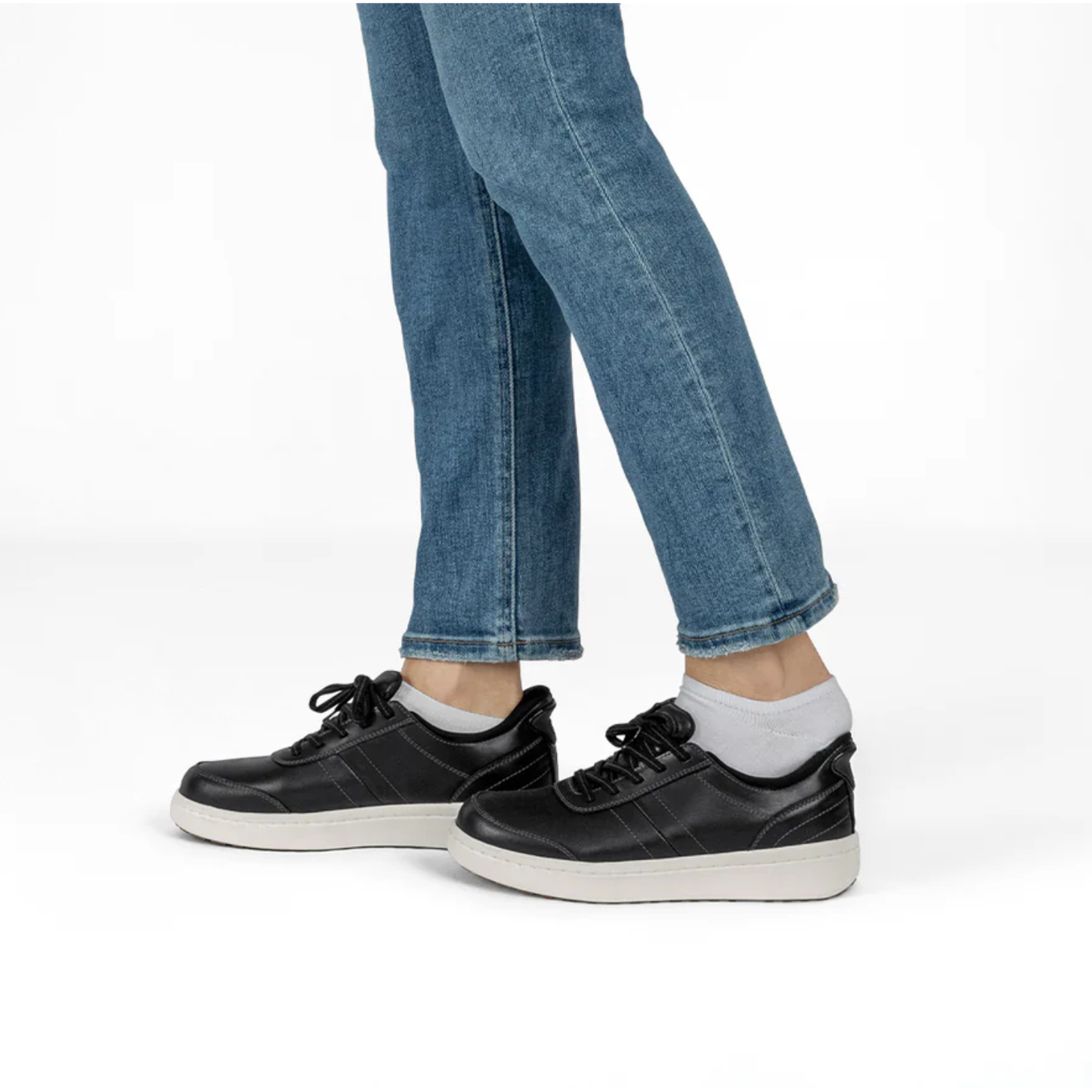 Orthofeet Wander Black Wide (Dame)